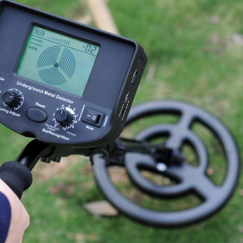 Les meilleurs détecteurs de métaux du moment en août 2024